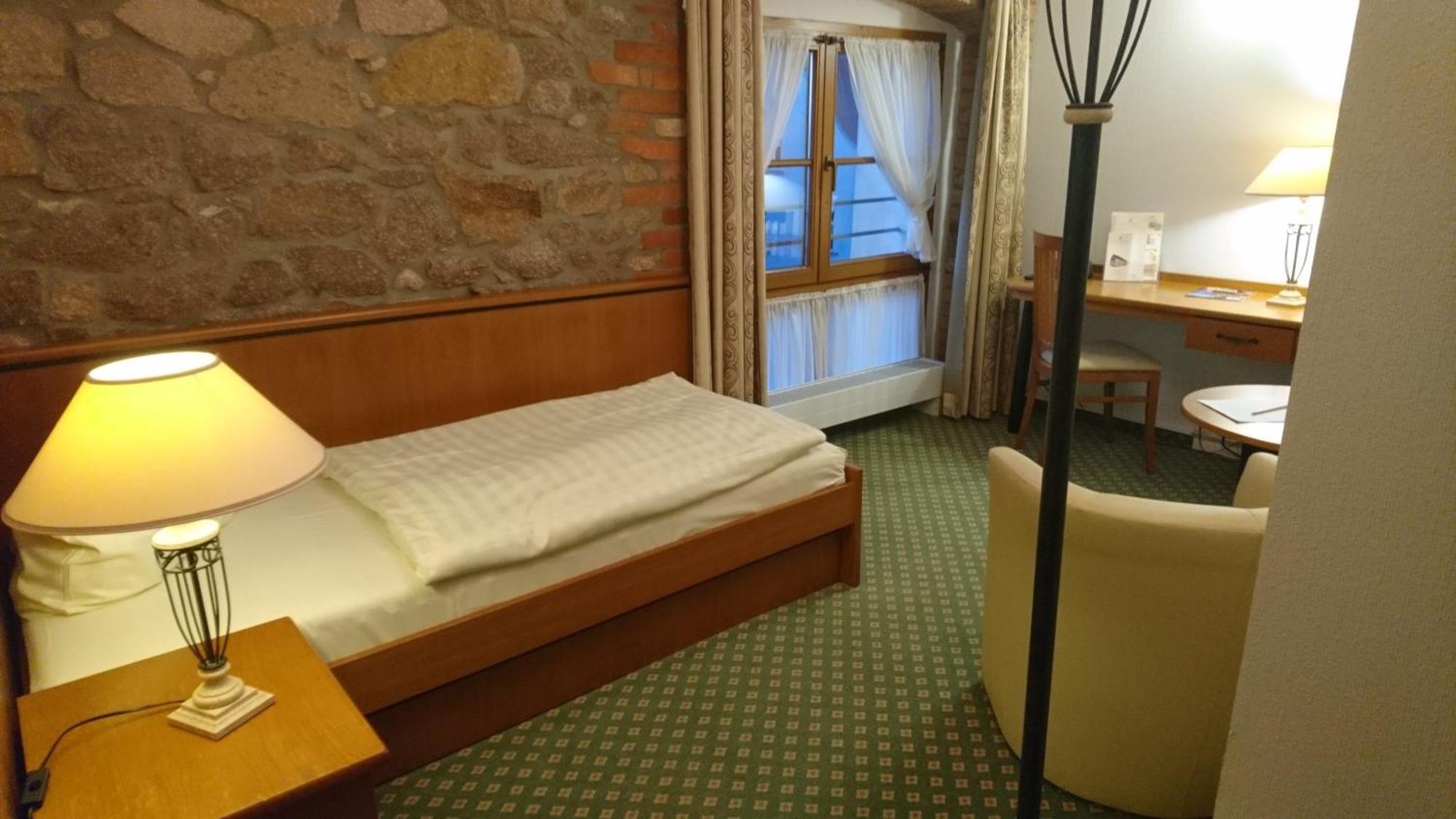 Ankerhof Hotel Halle  Eksteriør bilde